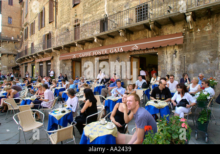 Sidewalk cafe in Il Campo (the Main Square), Siena, Tuscany, Italy Stock Photo