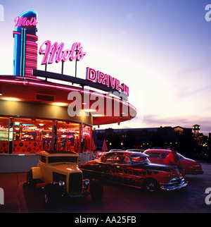 Mel's Diner At Night, Universal Studios, Orlando, Florida, Usa Stock 