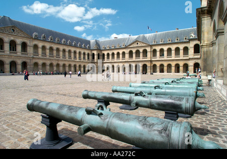 Courtyard of  La Musee de l'Armee (Army Museum), Les Invalides, Paris, France Stock Photo