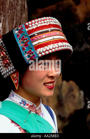 1, one, Chinese woman, Sani woman, Sani people, ethnic group, ethnic minority, Shilin Stone Forest, Stone Forest, Shilin, Yunnan Province, China, Asia Stock Photo