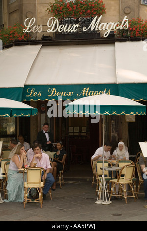 FRANCE PARIS Cafe Les Deux Magots in St Germain des Pres Stock Photo