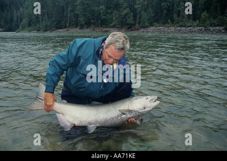 Chinook Salmon On The Dean River - Fly Fisherman