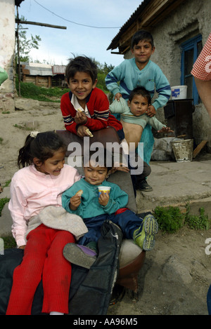 ROMA CHILDREN ON A ROMA GYPSY SITE NEAR KOSICE SLOVAKIA Stock Photo