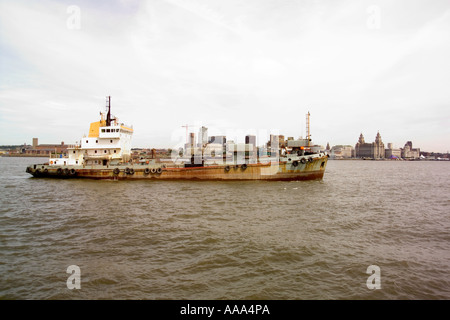 Mersey Mariner Ship 1981,Mersey Docks and Harbour  Company,dredger,steaming up the Mersey Stock Photo