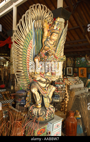 Souvenir shop in Kuta, Bali Stock Photo: 165113110 - Alamy