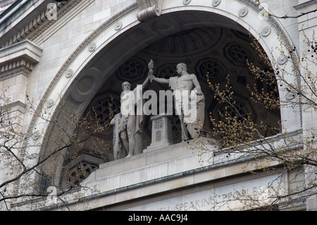 Statues above the entrance to BBC Bush House Aldwych London UK Stock Photo