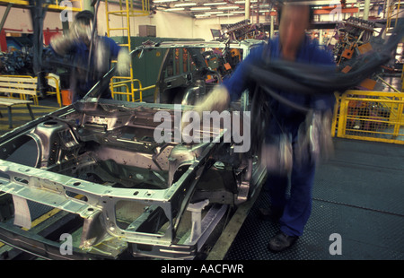 Sao Paulo Brazil Workers at automobile assembly plant car factory industry Stock Photo
