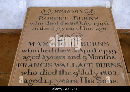 Dumfries, Robert Burns Mausoleum Gravestone inscription, in St. Michael's Churchyard, Dumfries and Galloway Region, Scotland, UK Stock Photo