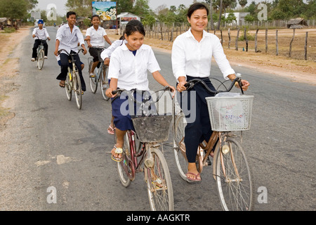 Khmer school children near Phnom Penh Cambodia Stock Photo - Alamy