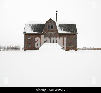 Canada Ontario Saint Catharines Niagara Region wooden barn circa 1870 s in the winter Stock Photo