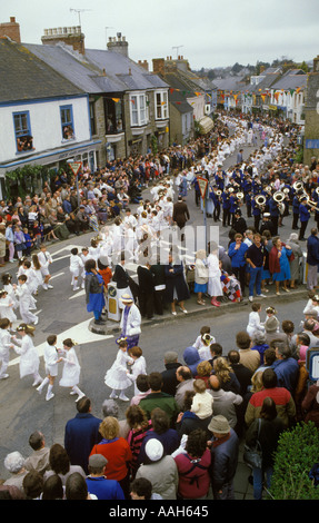 Helston Cornwall, the Children's  Dance at the Helston Furry Dance Flora Dance Day, Takes place annually on May 8th. 1989 1980s UK England HOMER SYKES Stock Photo