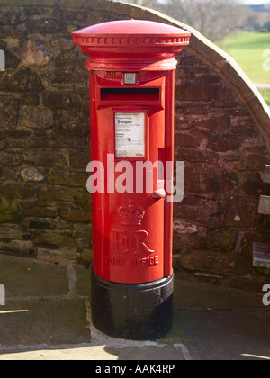 Traditional letter box, Rye, East Sussex, England, Great Britain Stock ...