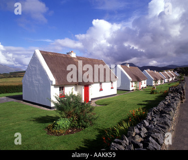 IE - CO.GALWAY: Connemara Holiday Cottages at Tullycross Stock Photo
