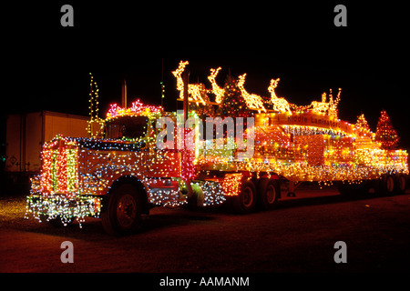 TRUCK DECORATED WITH CHRISTMAS LIGHTS WINTER FESTIVAL LIGHTED TRUCK PARADE MYRTLE CREEK OR Stock Photo