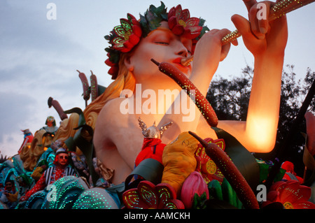 NEW ORLEANS LA FLOAT IN MARDI GRAS PARADE AT NIGHT Stock Photo