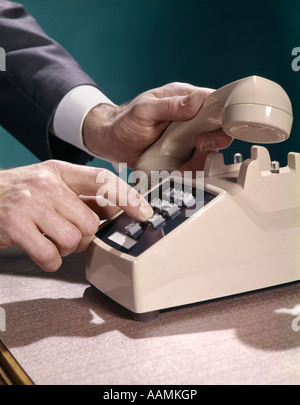 1970 1970s RETRO PHONE TELEPHONE CALL HANDS Stock Photo