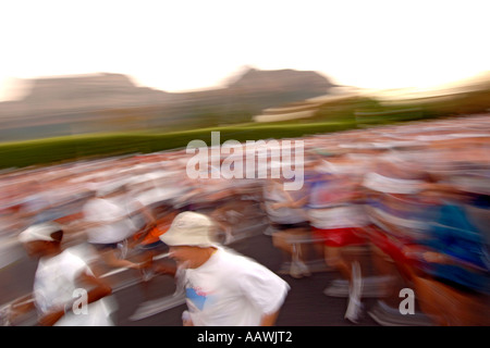 Start of the 2006 Old Mutual Two Oceans marathon in Cape Town, South Africa. Stock Photo