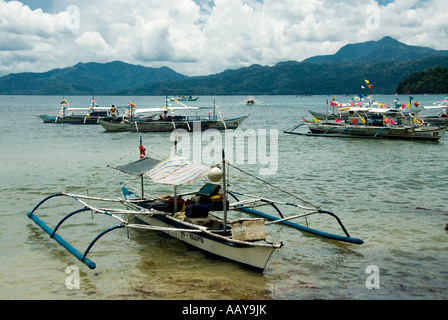 19 04 07 Sabang Palawan Philippines Photo Simon Grosset Stock Photo