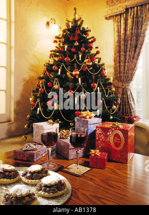 CHRISTMAS TREE WITH DECORATIONS AND GIFTS Stock Photo