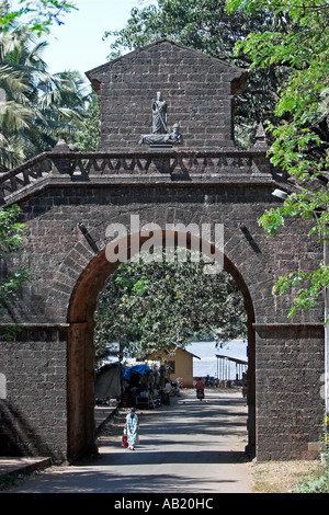 The Viceroys Arch Old Goa India commemorating explorer and Portuguese navigator Vasco de Gama Stock Photo