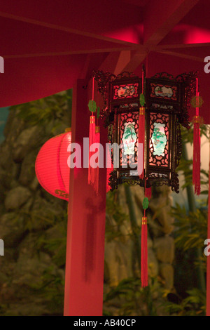traditional chinese lantern Stock Photo - Alamy