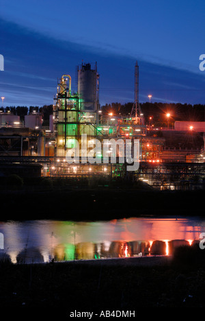 Ineos Chemical Complex on the banks of the River Mersey River Weaver and Manchester Ship Canal in Runcorn Stock Photo