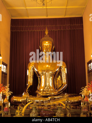 Wat Traimitr, Golden Buddha Figure Stock Photo