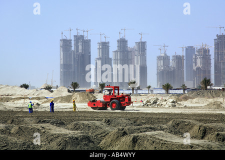 men working in construction site, Dubai Stock Photo