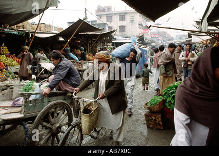 Pakistan Baluchistan Quetta muddy lane in vegetable market Stock Photo