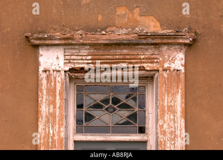 A CRUMBLING ALABASTER ARCHITRAVE AROUND A DOORWAY UK Stock Photo