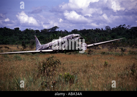 2002 venezuela a crashed plane left over from gold exploration and smuggling lays on the gran sabana Stock Photo