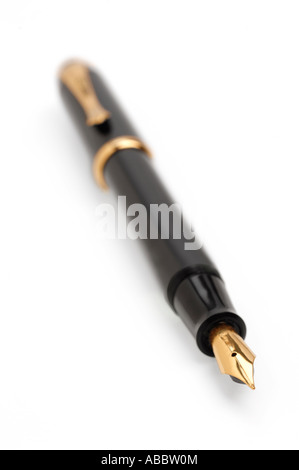 Fountain pen on letter background Stock Photo - Alamy