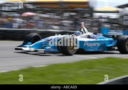 paul-tracy-races-at-the-champ-