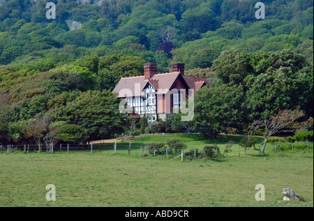 St Catherine's Point, House in Undercliff , Temperate Forest, Micro Habitat, Ventnor, Isle of Wight, England, UK, GB. Stock Photo