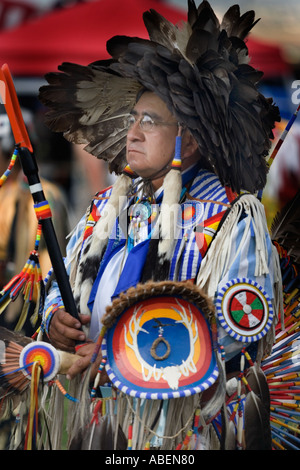 Native Americans in full regalia dancing at Pow wow Stock Photo - Alamy
