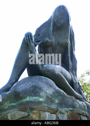 the famous loreley statue near ST sankt goarshausen LORELEY ART  Stock Photo