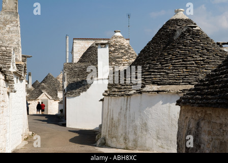 Alberobello Domestic housing called a Trulli house architecture Puglia southern Italy   HOMER SYKES Stock Photo