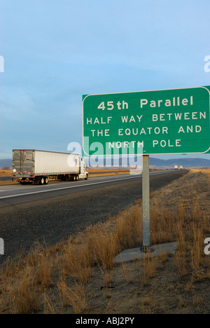 45th Parallel Sign Stock Photo - Alamy