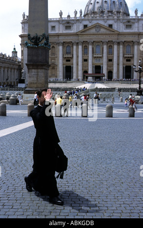 Roman Catholic priest, St Peters Square, Rome, Italy Stock Photo