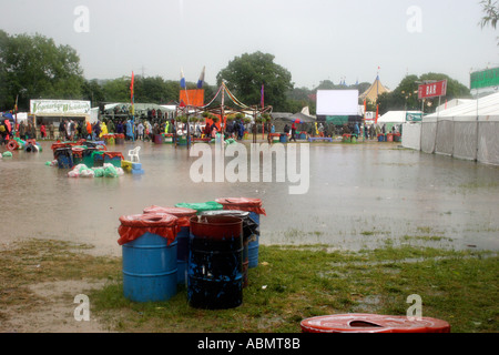 Flooding at Glastonbury Festival 2005 The biggest music festival in Europe Worthy Farm Pilton Somerset England Stock Photo