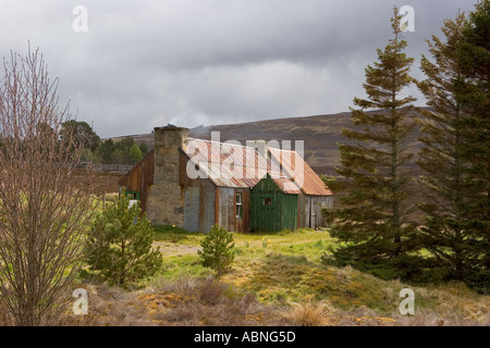 Remote, rural tinned residence  Hills with farm Cottage  Scottish small country croft in Speyside Highlands Lochindorb, Scotland, UK Stock Photo