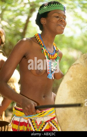 South Africa Kwazulu Natal Damazulu Village Zulu Women Stock Photo