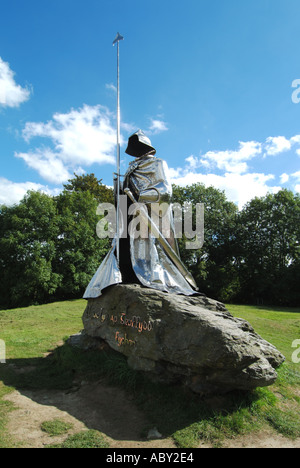 Llywelyn Ap Gruffydd Fychan memorial designed by Toby and Gideon Petersen stands beside ruins of Llandovery Castle Stock Photo