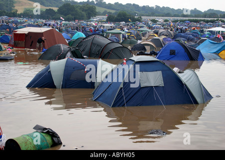 The White Stripes – Live At The Glastonbury Festival 2005
