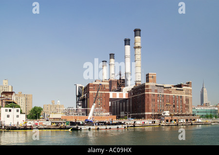 East River generating station located at East 14th Street and Avenue D in Manhattan  CON EDISON Stock Photo