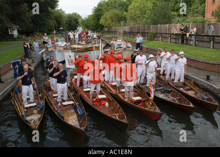 Swan Upping River Thames Romney Lock Windsor  Livery Company Swan Uppers drink a Loyal Toast  to the Queen 2007 2000s  UK HOMER SYKES Stock Photo