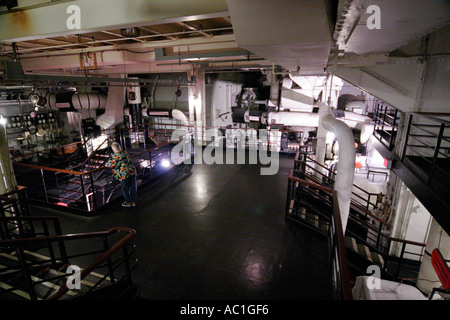 Royal Mail Steamer RMS Queen Mary ship Long Beach California Engine Room Stock Photo