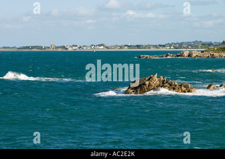 sea Atlantic Ocean with granit rocks at the coast in Finistere Brittany ...