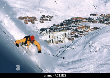 ski in Val Thorens ski resort, at 24OO meters altitude, France, Savoie, Tarentaise Stock Photo