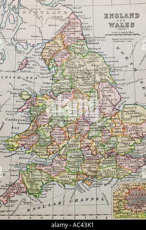 an old 100 year old map of england showing county boundaries Stock Photo